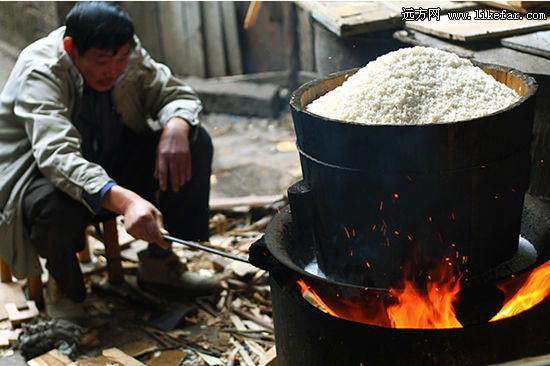 making yellow rice wine