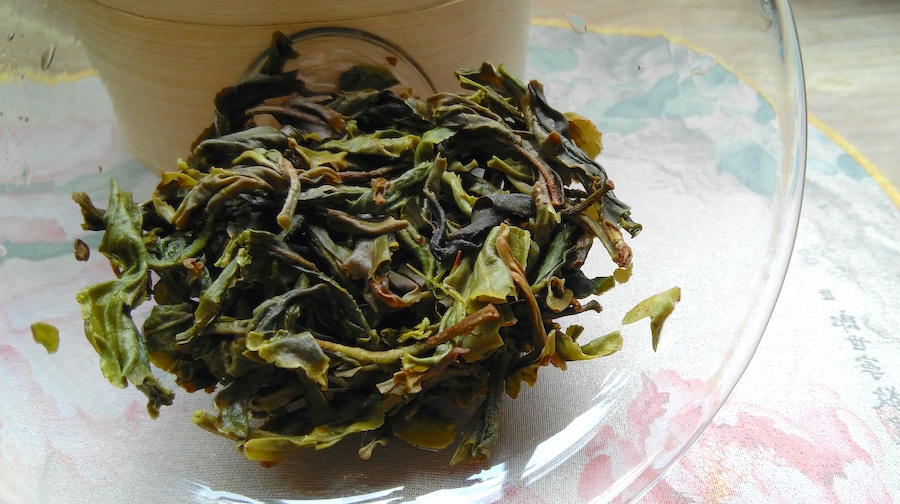 xi gui pu erh wet tea leaves